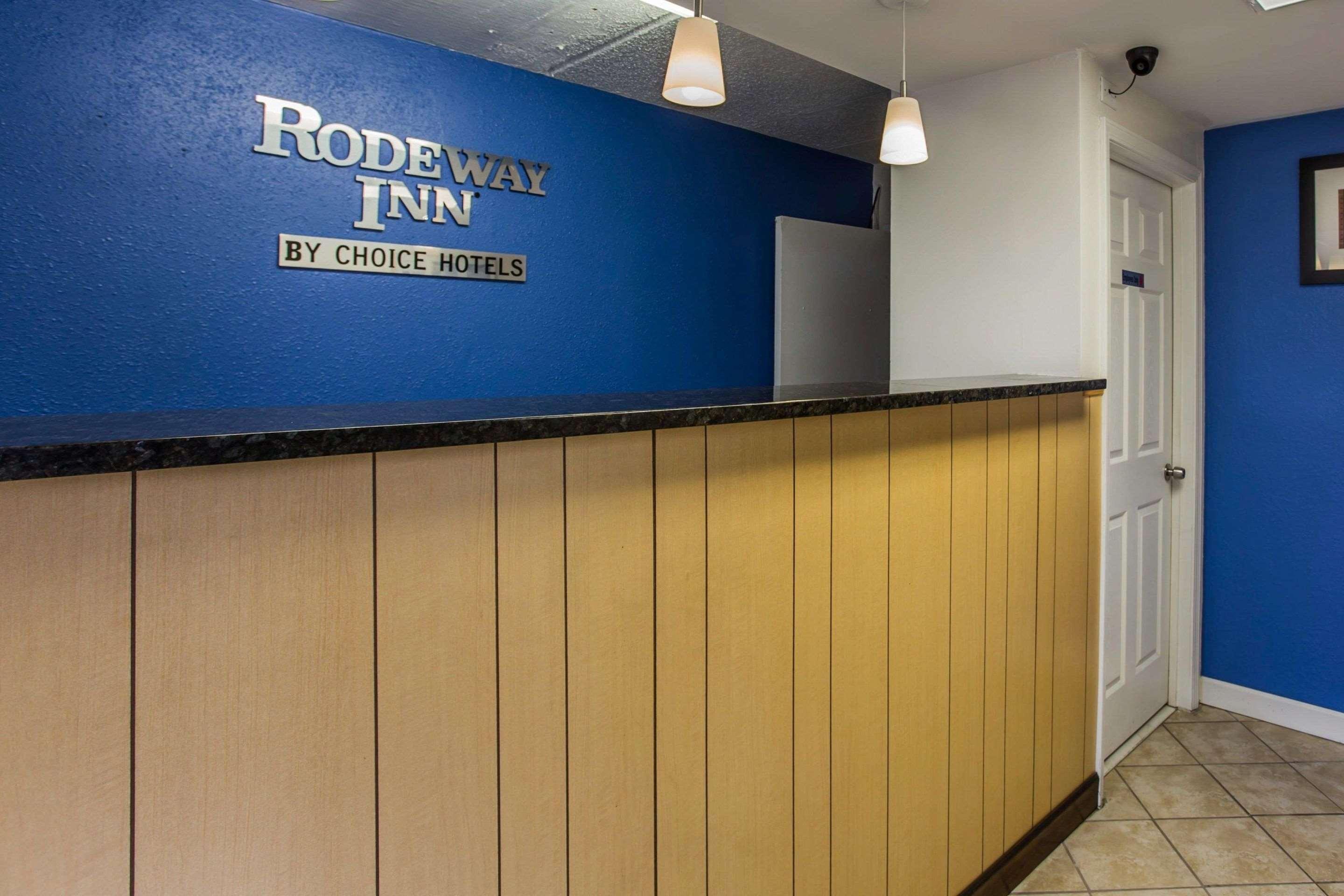 Rodeway Inn Charlotte Downtown Kültér fotó