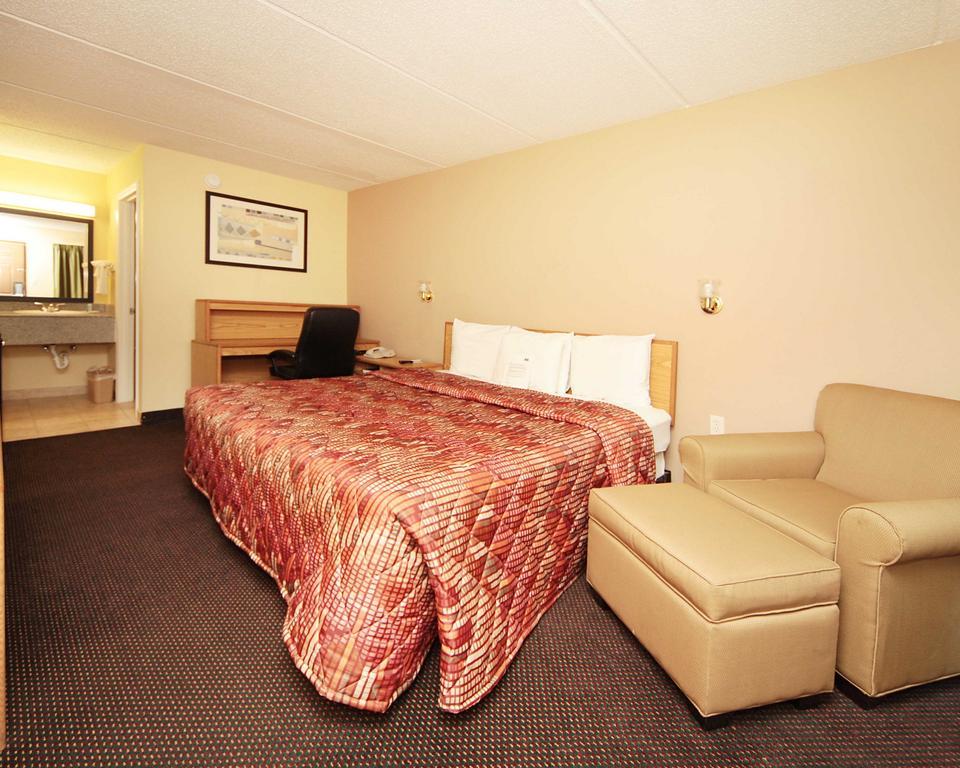 Rodeway Inn Charlotte Downtown Szoba fotó